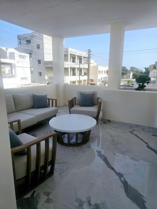 Deluxe Apartment Paphos Exterior foto